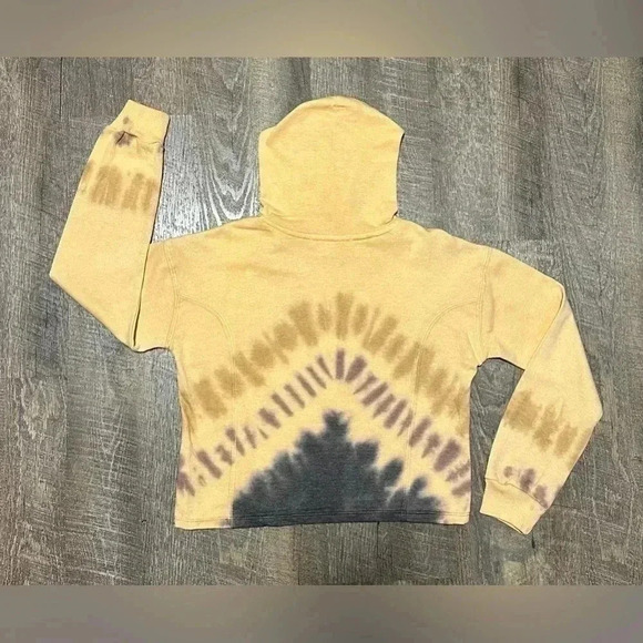 FREE 🆕Kids | Girl’s Crop Hoodie - Picture 1 of 12